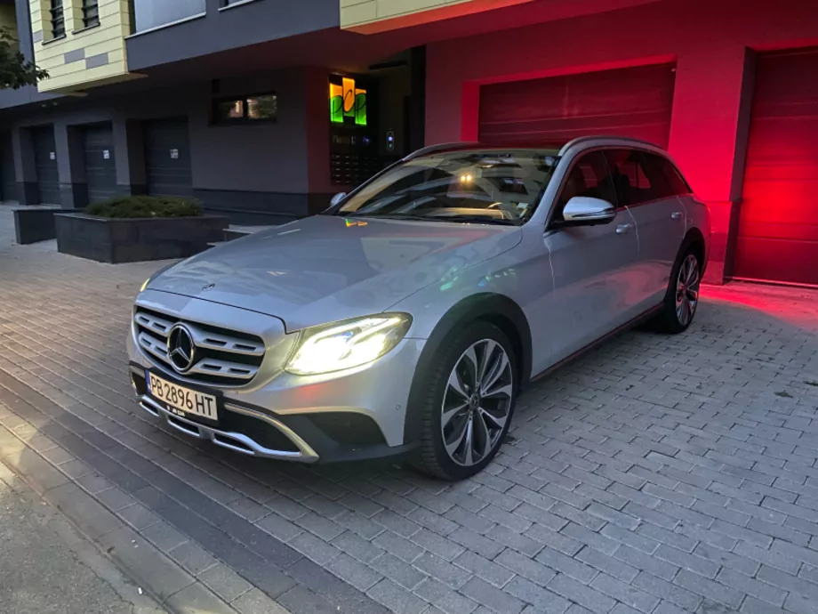 ID:544 - MERCEDES-BENZ E 220