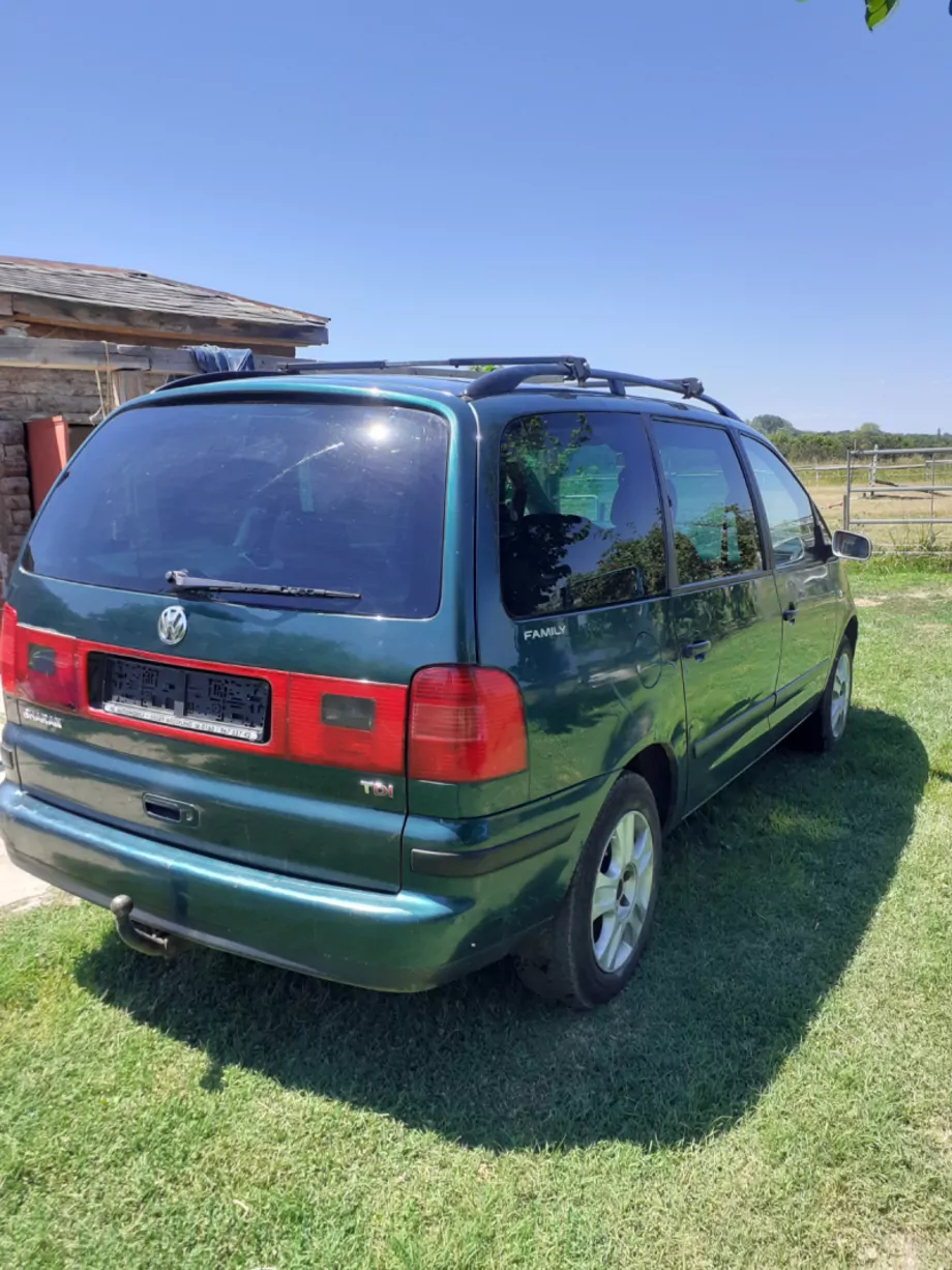 ID:570 - VOLKSWAGEN SHARAN