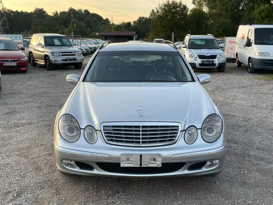 ID:571 - MERCEDES-BENZ E 270