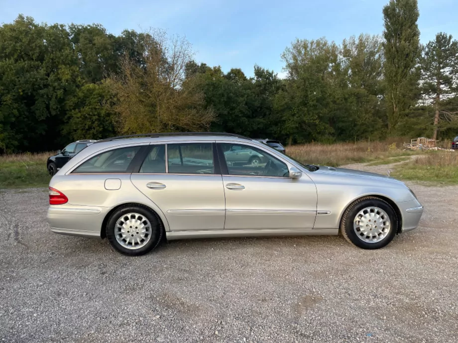 ID:571 - MERCEDES-BENZ E 270