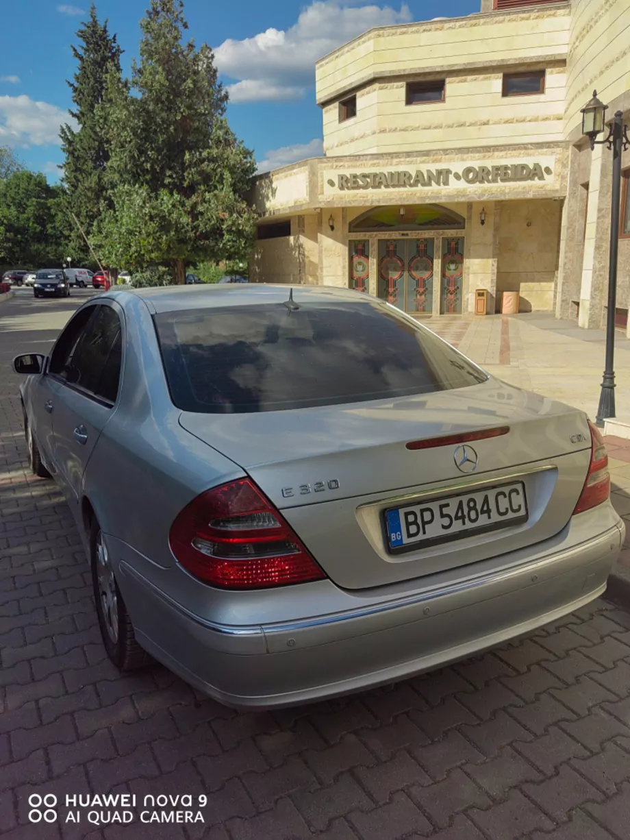 ID:576 - MERCEDES-BENZ E 320