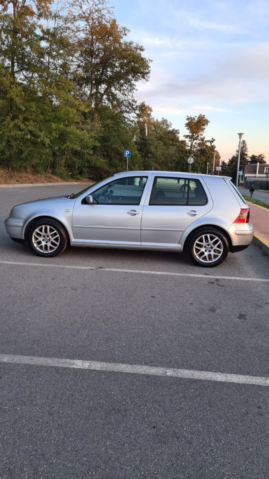 ID:579 - VOLKSWAGEN GOLF