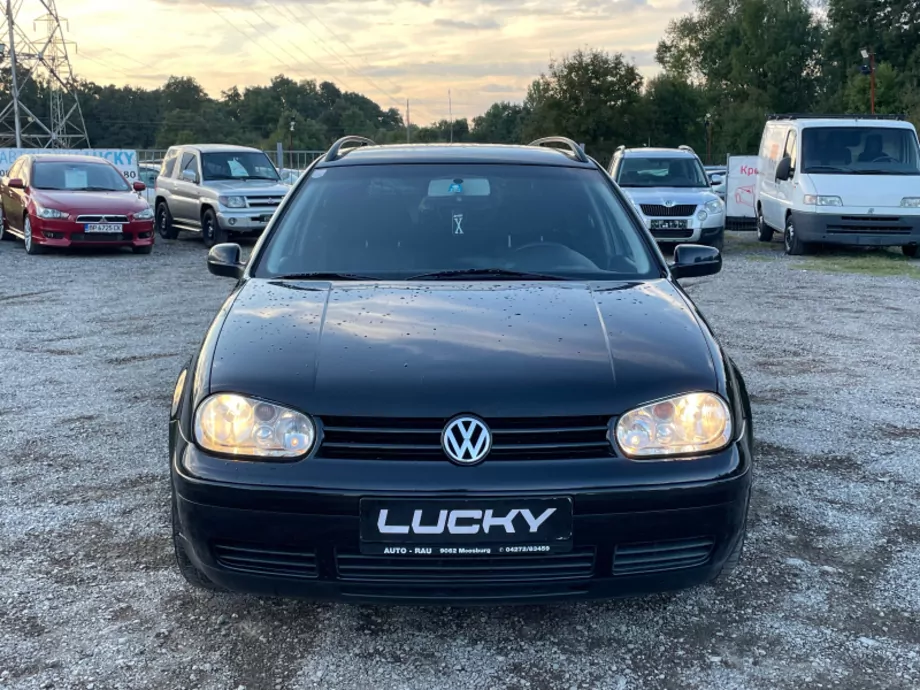 ID:588 - VOLKSWAGEN GOLF