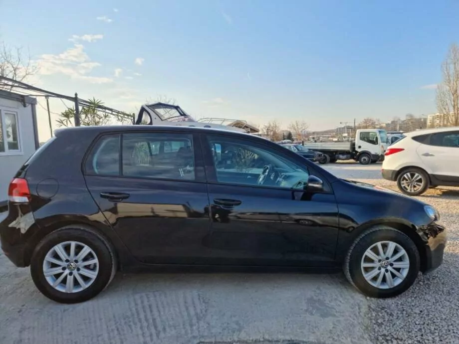 ID:593 - VOLKSWAGEN GOLF