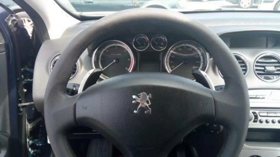 ID:594 - PEUGEOT 308