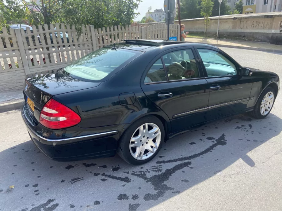 ID:600 - MERCEDES-BENZ E 320