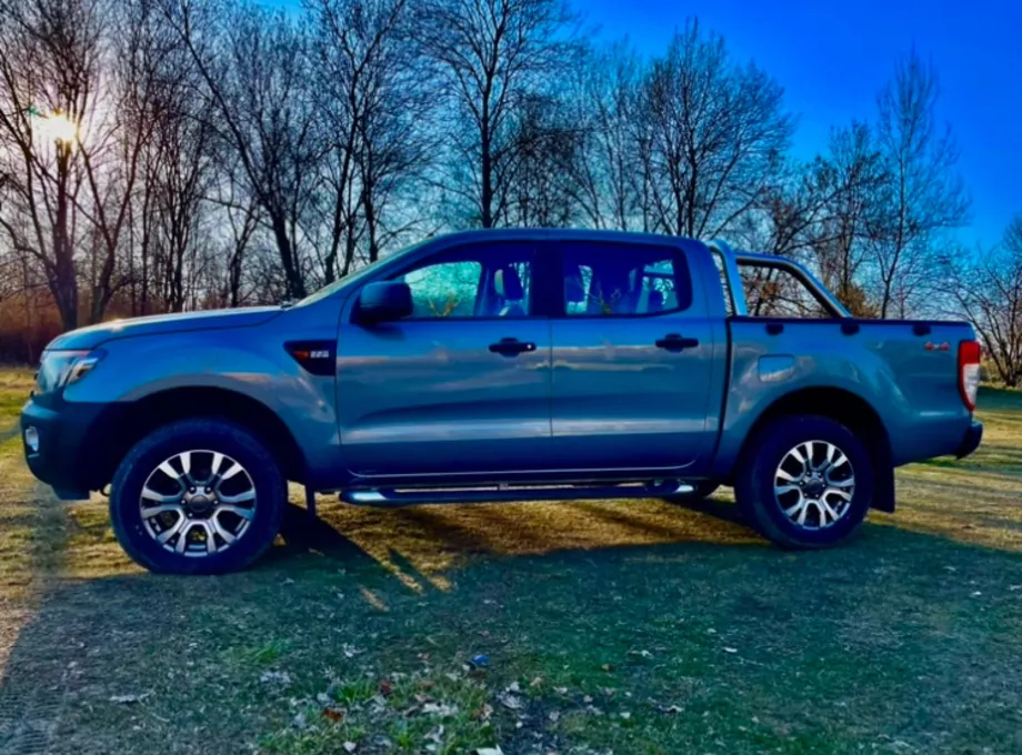 ID:615 - FORD RANGER