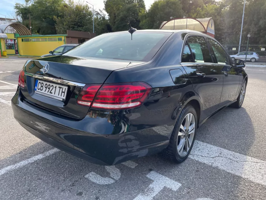 ID:617 - MERCEDES-BENZ E 200