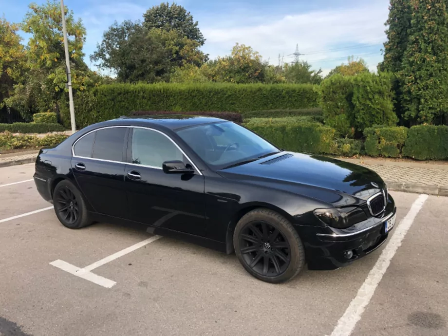 ID:619 - BMW 730