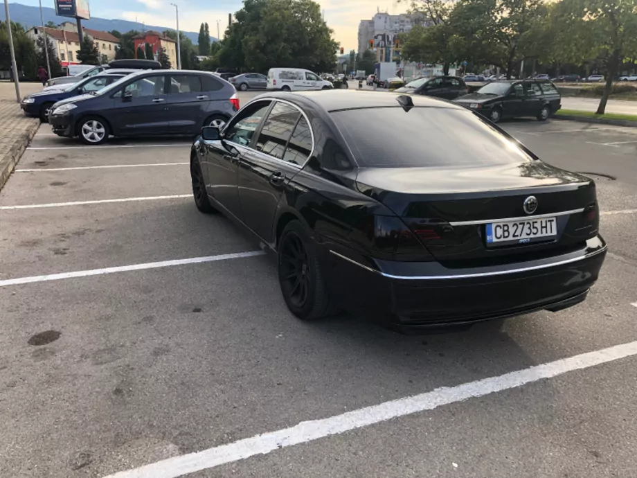 ID:619 - BMW 730