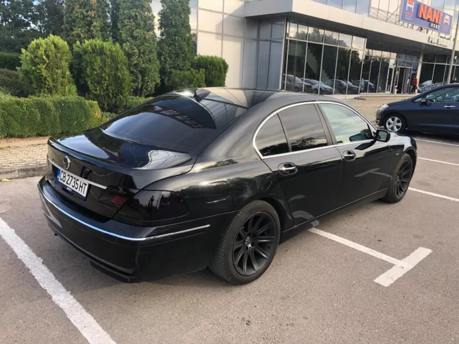 ID:619 - BMW 730