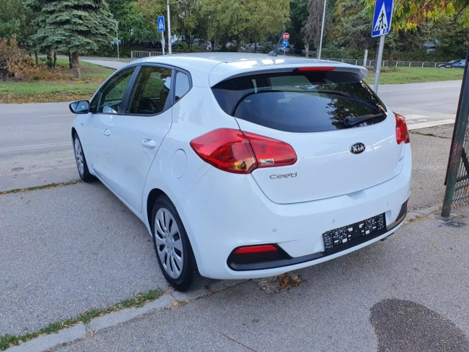 ID:626 - KIA CEED