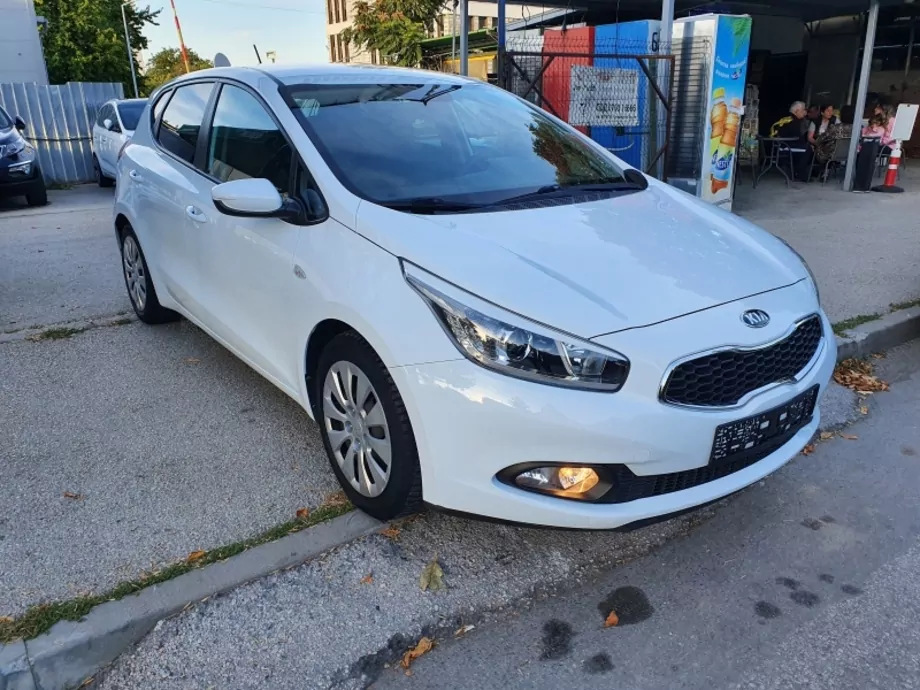 ID:626 - KIA CEED