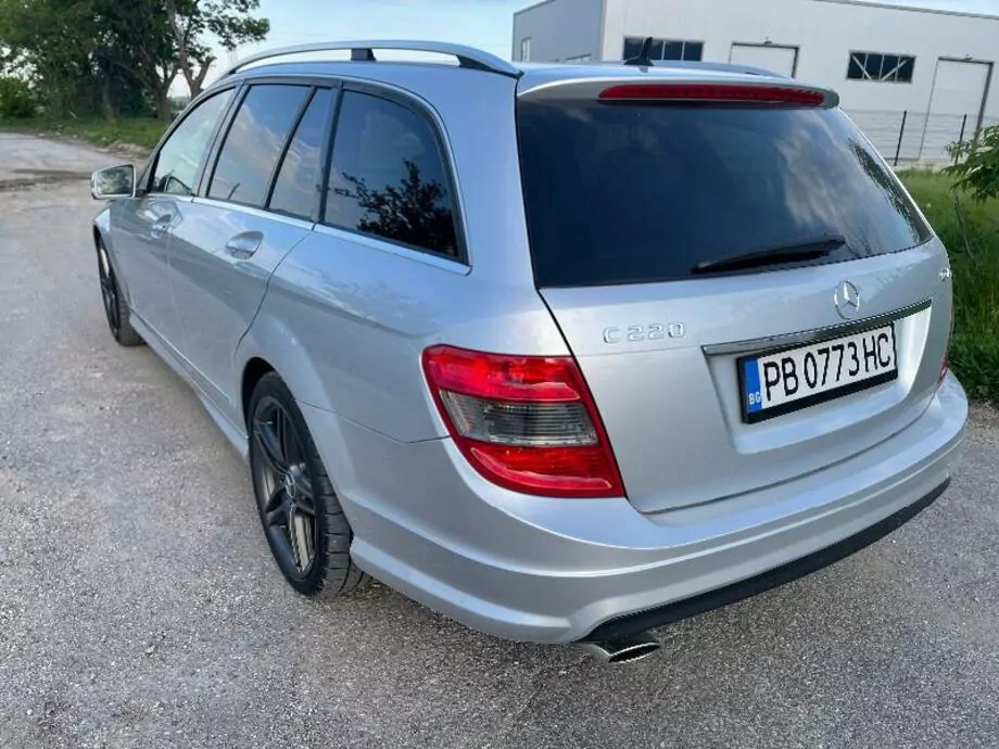 ID:628 - MERCEDES-BENZ C 220