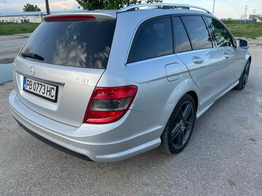 ID:628 - MERCEDES-BENZ C 220