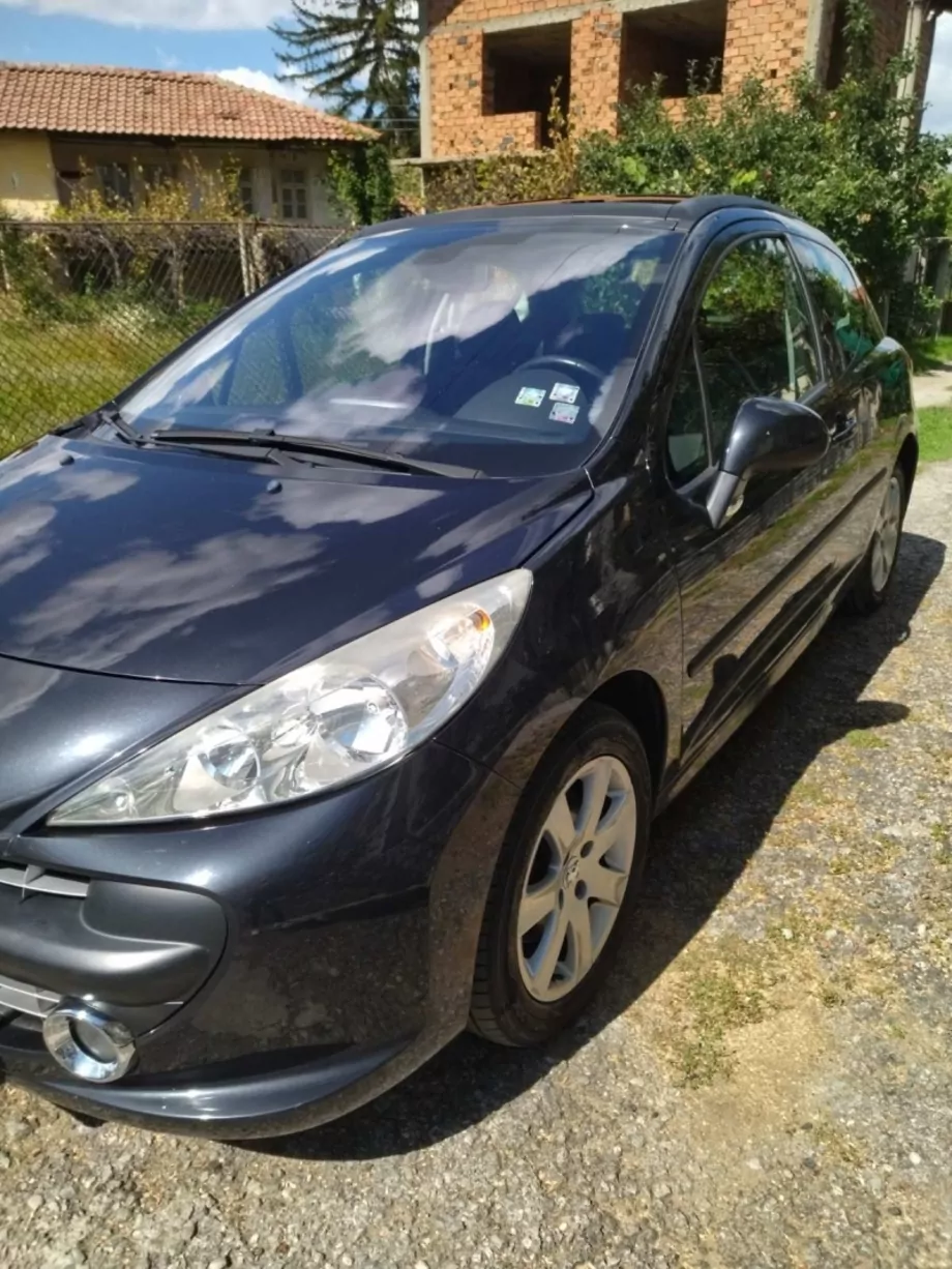 ID:630 - PEUGEOT 207