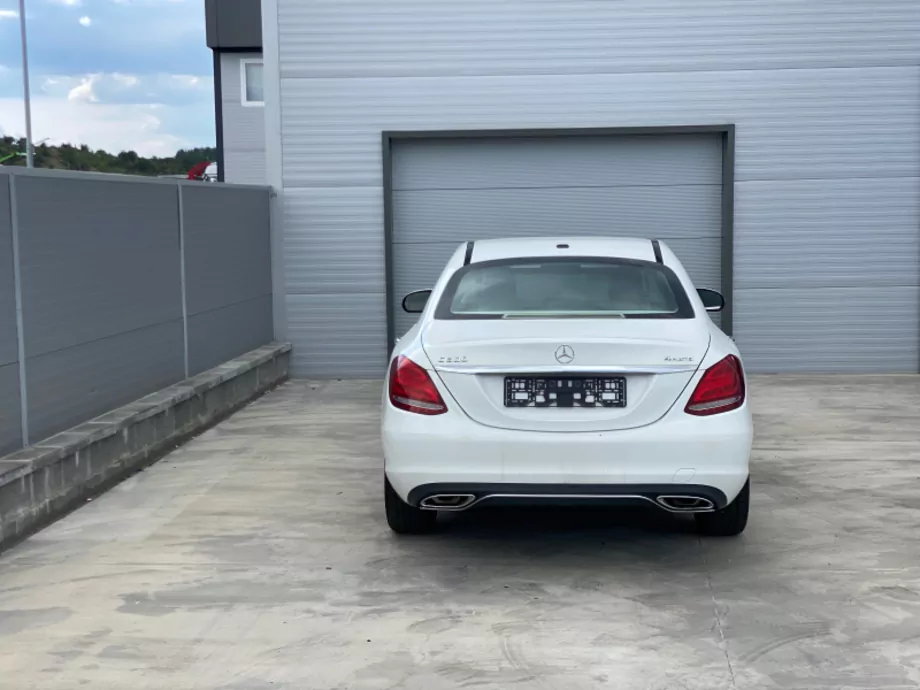 ID:632 - MERCEDES-BENZ C 300