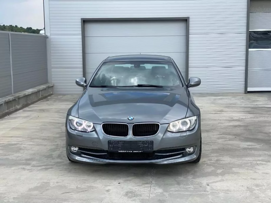 ID:633 - BMW 320