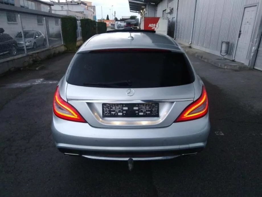 ID:653 - MERCEDES-BENZ CLS 500