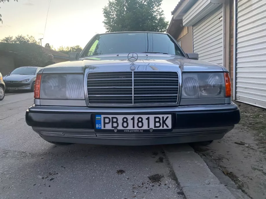 ID:657 - MERCEDES-BENZ 124