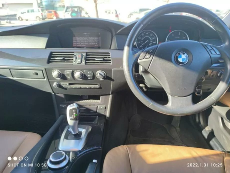 ID:665 - BMW 520