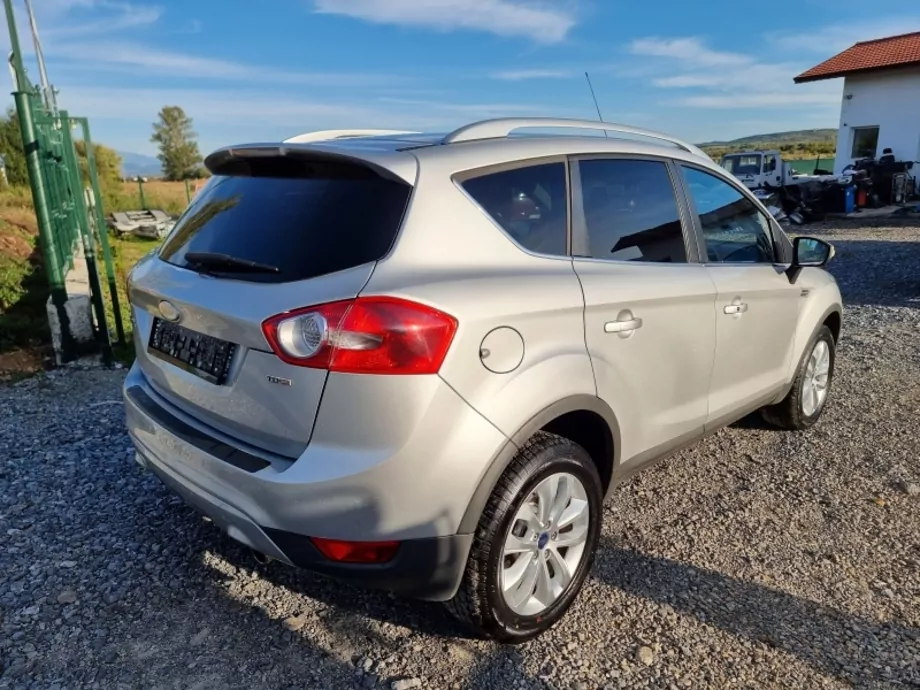 ID:670 - FORD KUGA