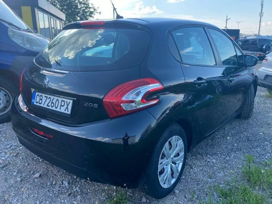 ID:682 - PEUGEOT 208