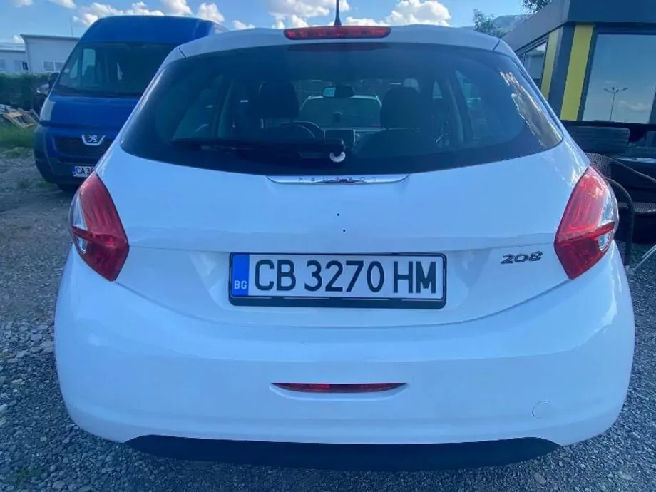 ID:683 - PEUGEOT 208