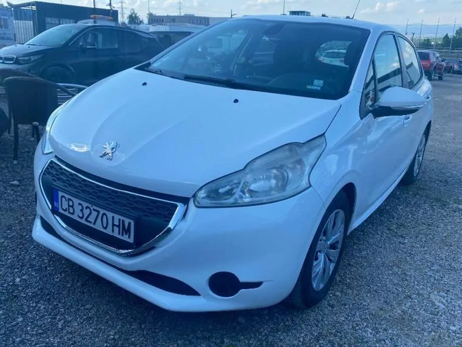 ID:683 - PEUGEOT 208