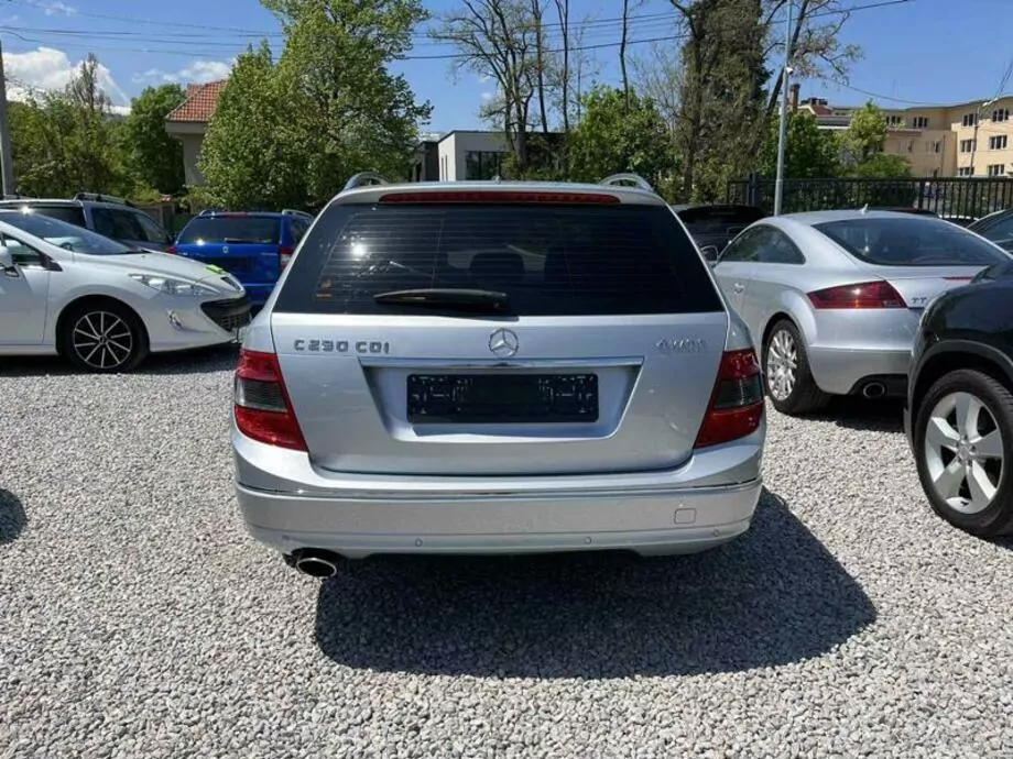 ID:697 - MERCEDES-BENZ C 250