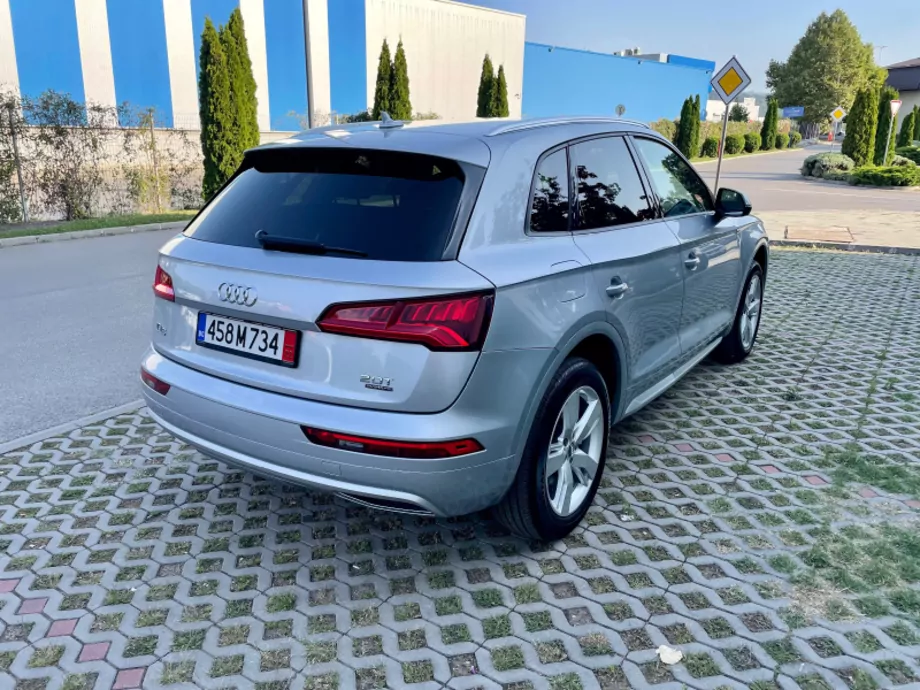 ID:701 - AUDI Q5