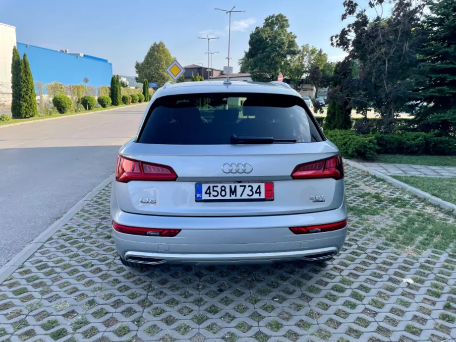 ID:701 - AUDI Q5