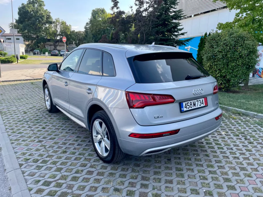 ID:701 - AUDI Q5