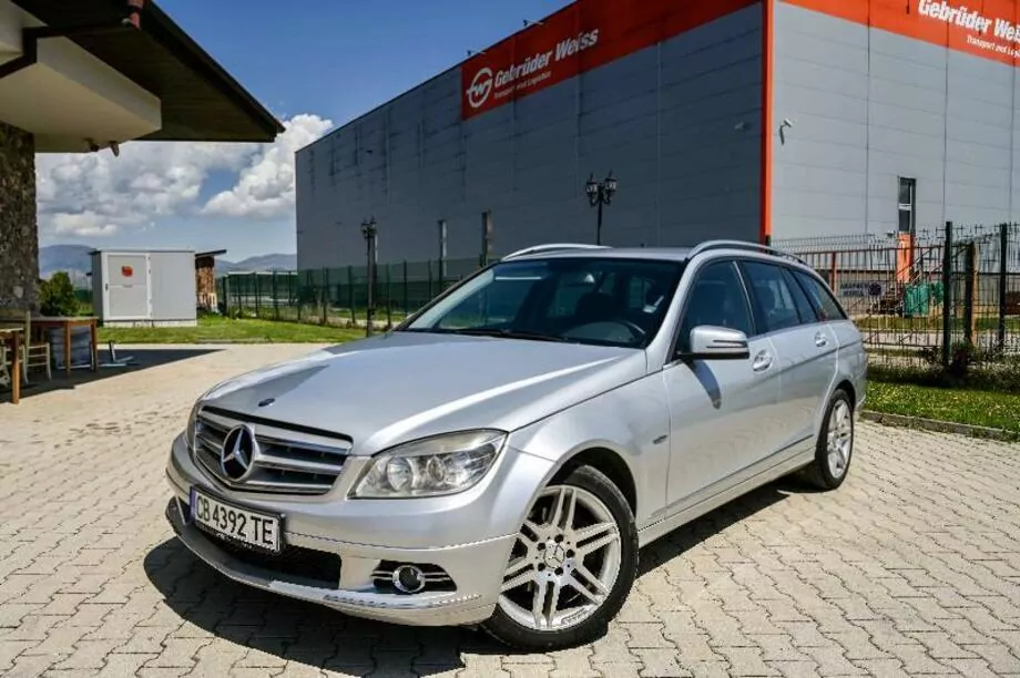 ID:702 - MERCEDES-BENZ C 220