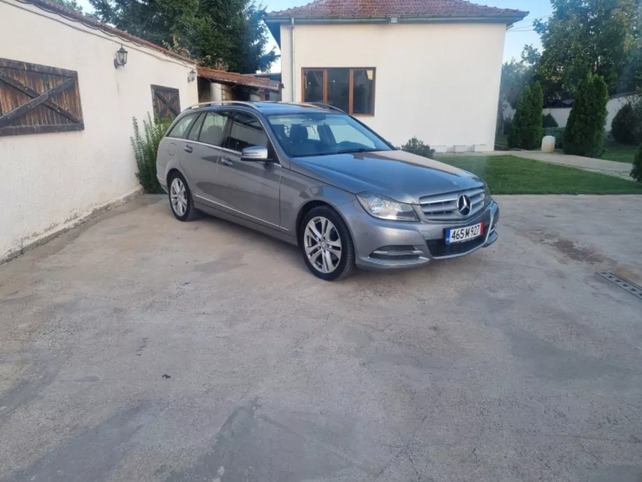 ID:706 - MERCEDES-BENZ C 220