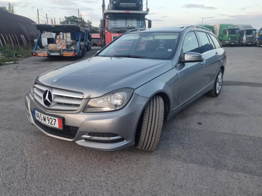 ID:706 - MERCEDES-BENZ C 220