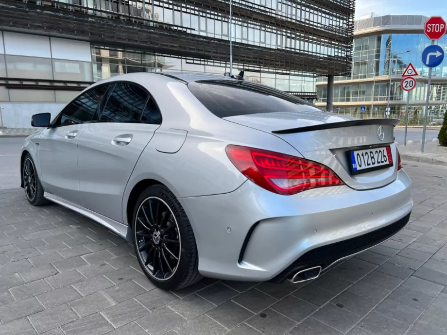 ID:718 - MERCEDES-BENZ CLA 200