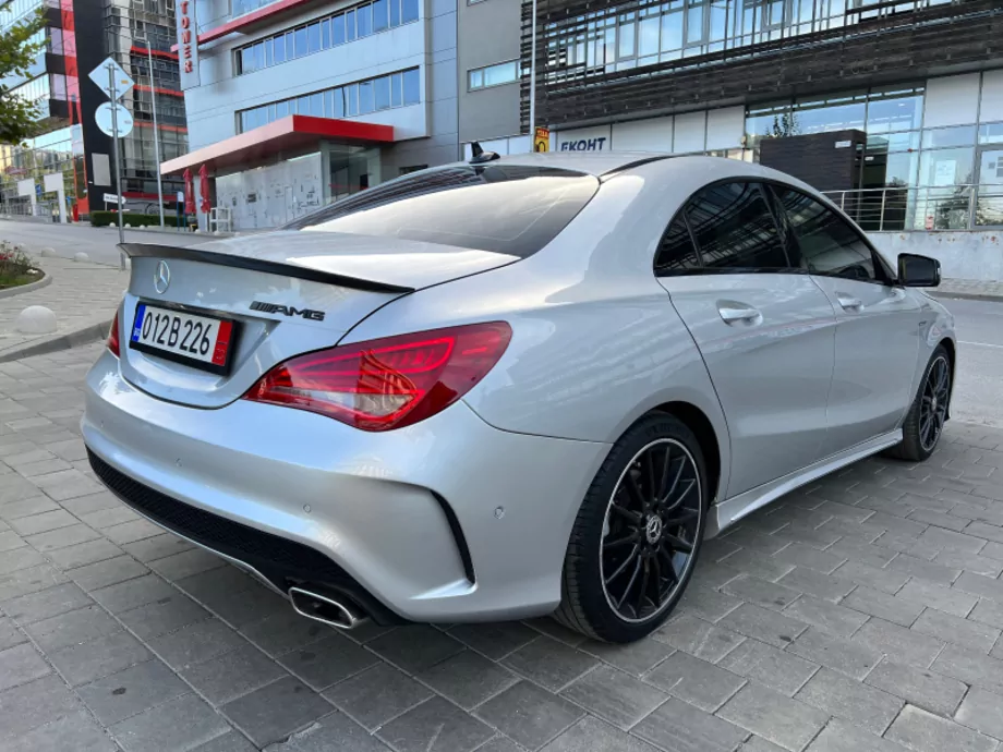 ID:718 - MERCEDES-BENZ CLA 200