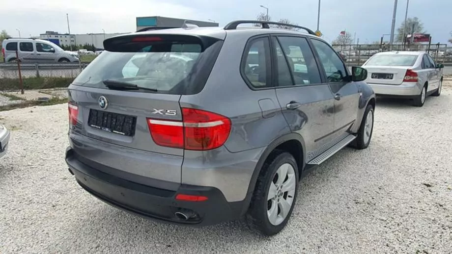 ID:734 - BMW X5