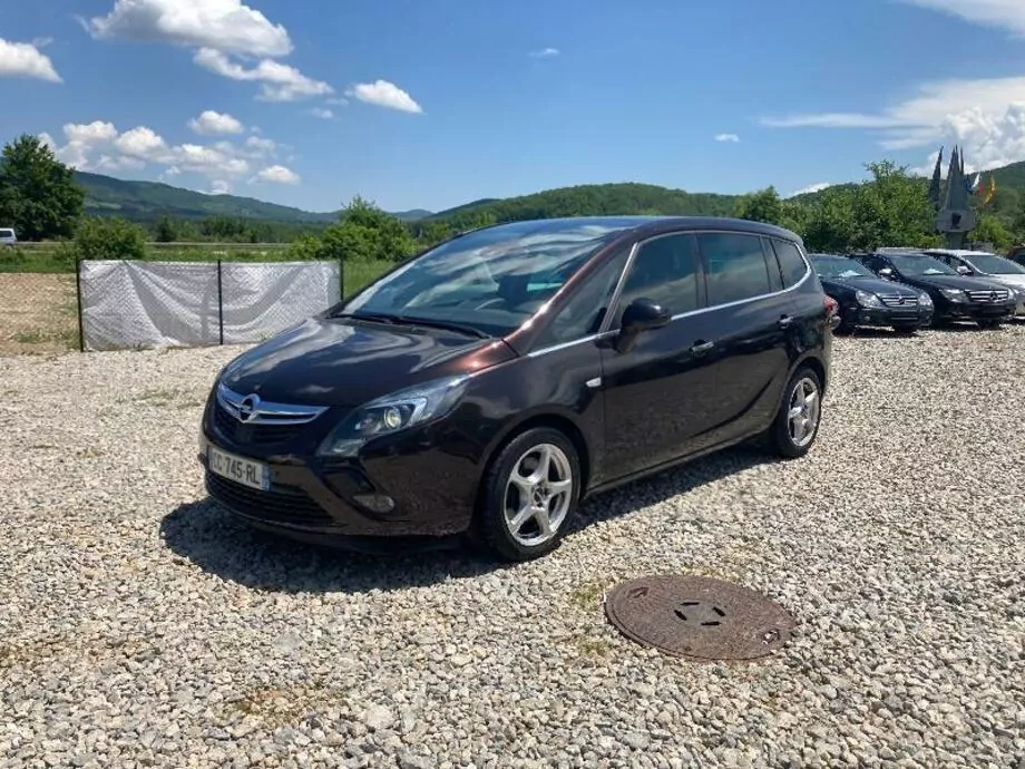 ID:737 - OPEL ZAFIRA