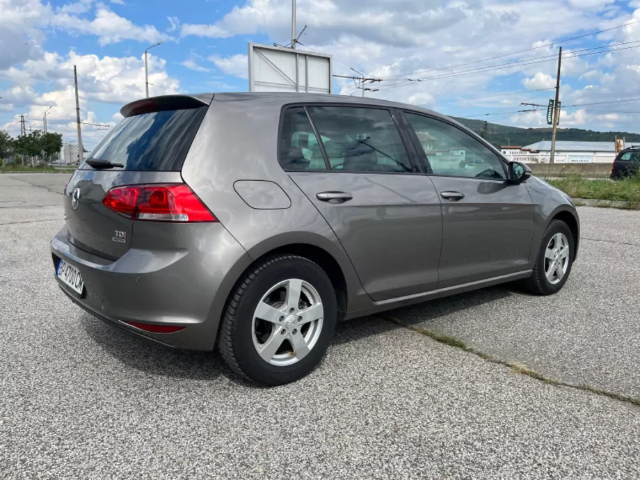 ID:741 - VOLKSWAGEN GOLF