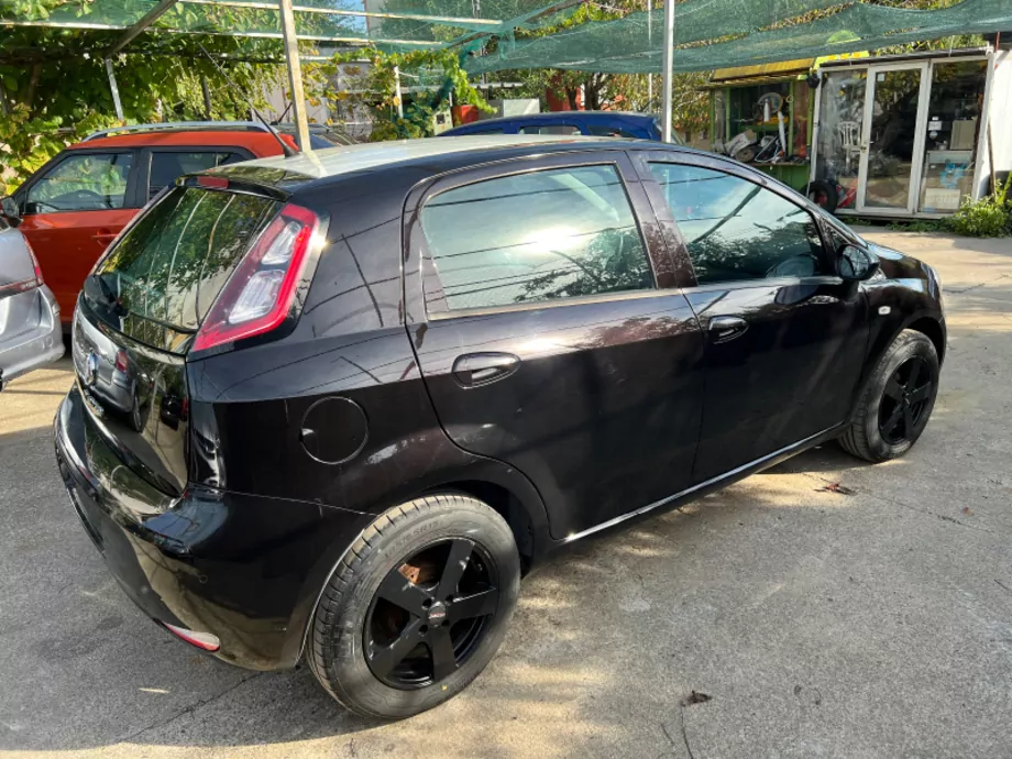 ID:757 - FIAT PUNTO