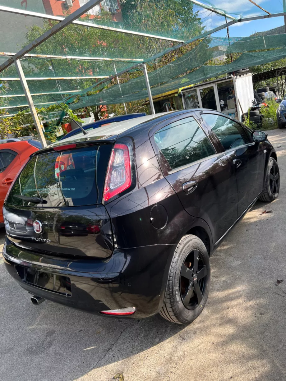 ID:757 - FIAT PUNTO