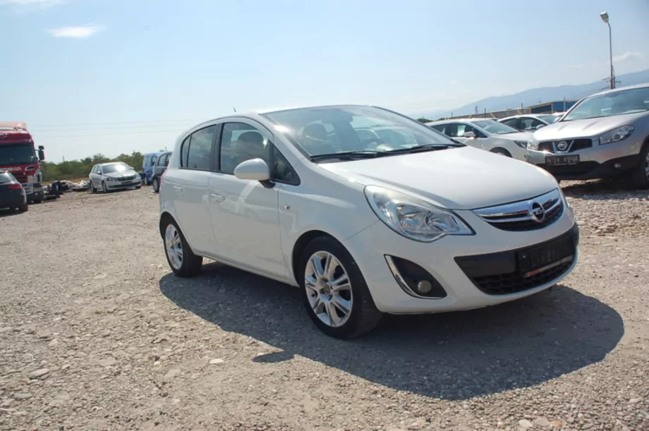 ID:765 - OPEL CORSA