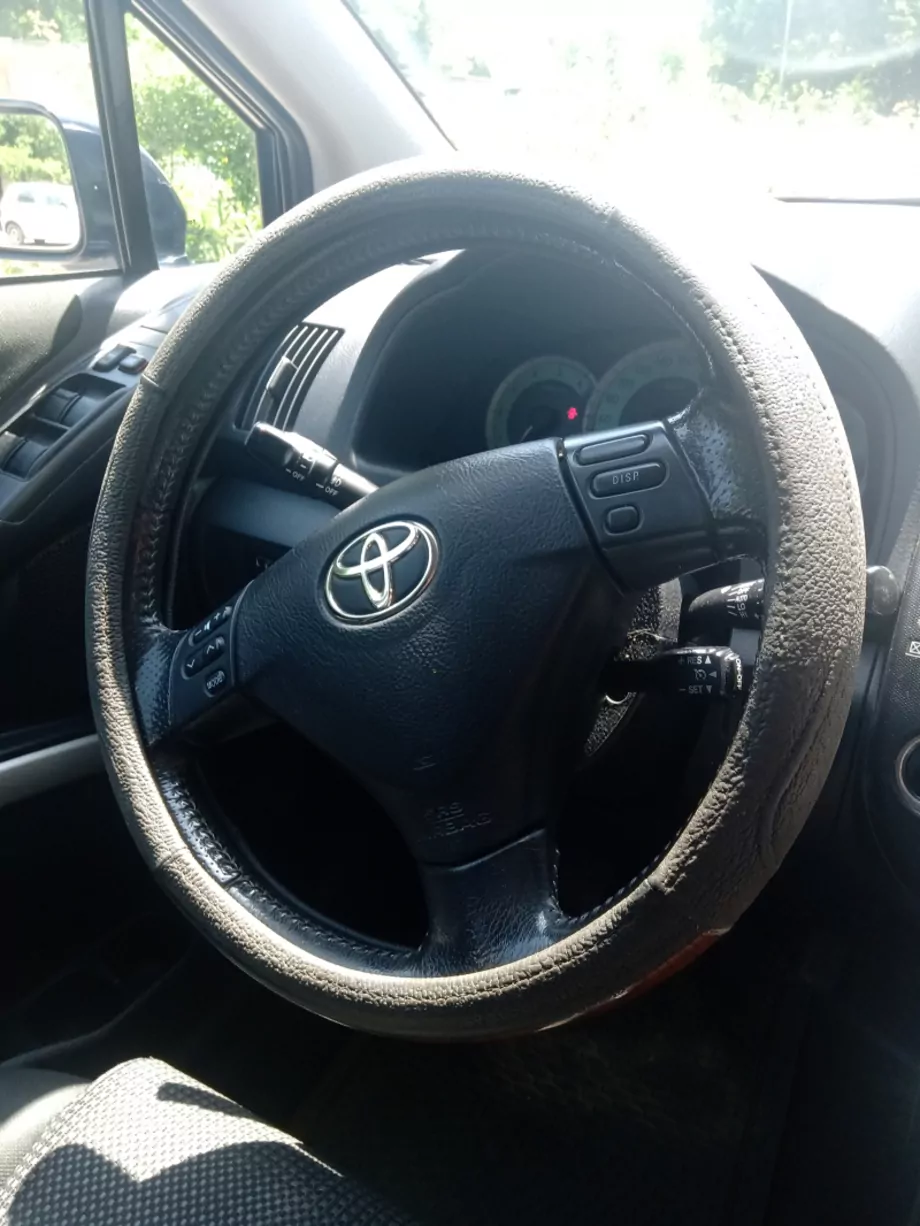 ID:788 - TOYOTA COROLLA VERSO