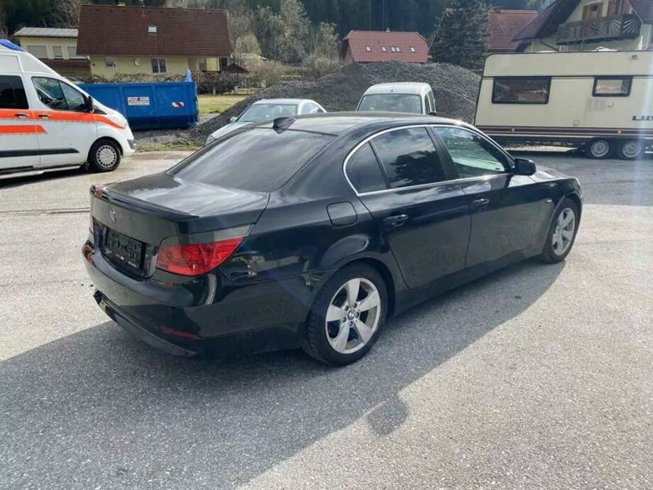 ID:800 - BMW 530