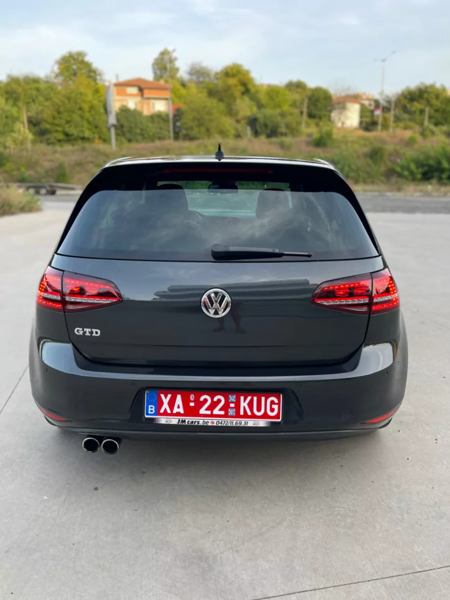 ID:815 - VOLKSWAGEN GOLF