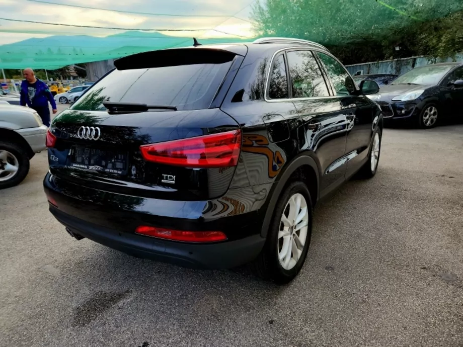 ID:817 - AUDI Q3