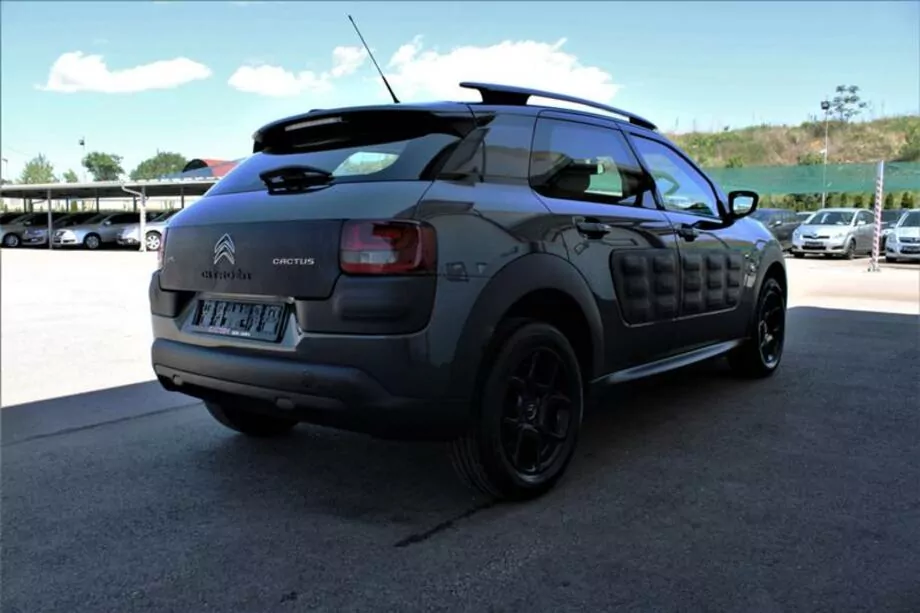 ID:826 - CITROEN C4 CACTUS