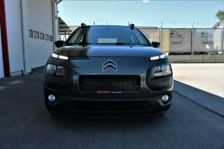 ID:826 - CITROEN C4 CACTUS